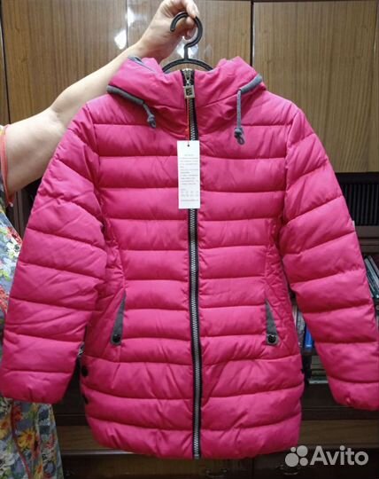 Куртка женская 42 размер
