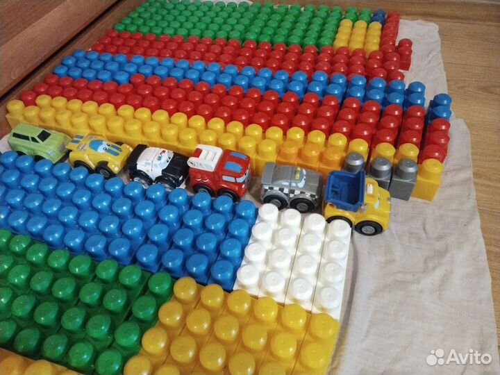 Конструктор mega bloks