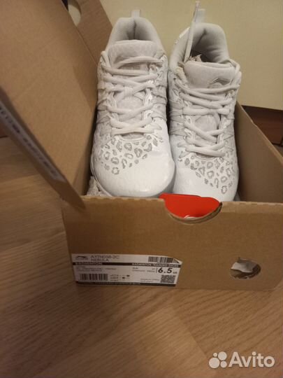 Кроссовки для бадминтона Li-Ning, р-р 37