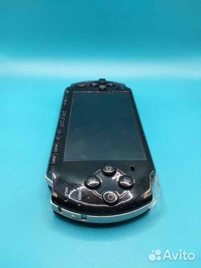 Sony PSP 3008 прошита, карта памяти 64gb