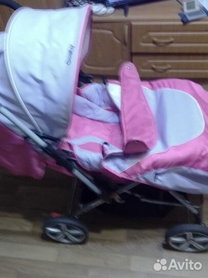 Прогулочная коляска