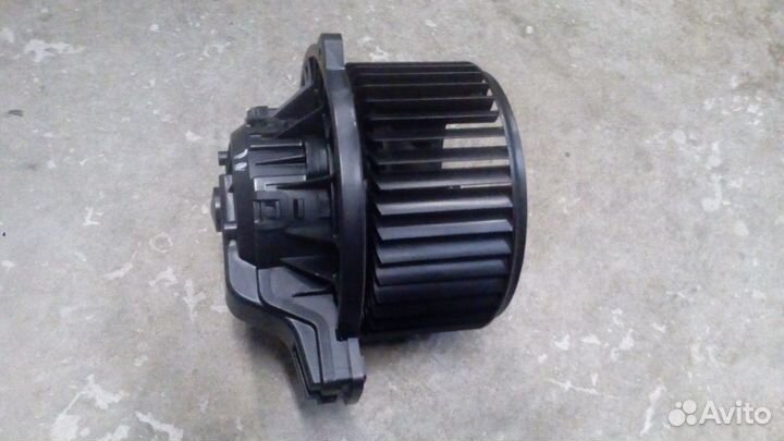 Мотор печки Хендай Солярис,Киа Рио 3