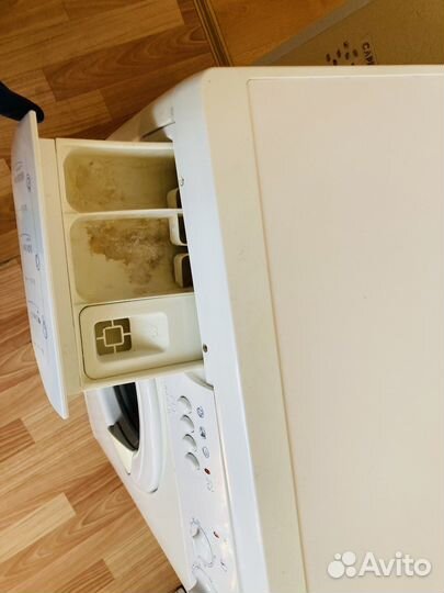 Стиральная на запчасти indesit ws642tx