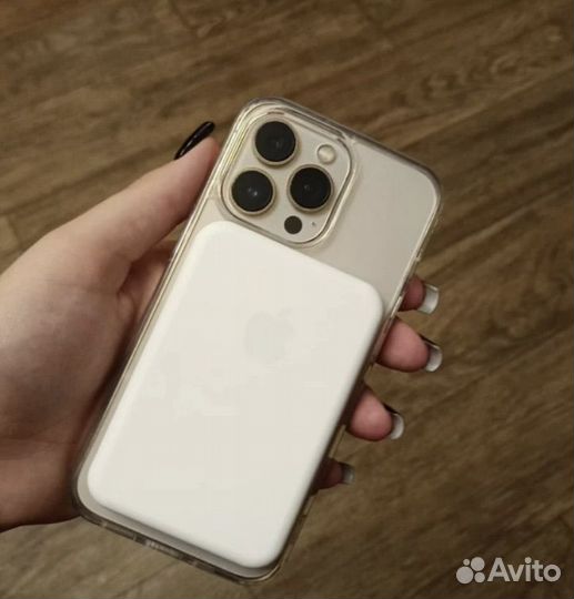 Повербанк Apple (MagSafe Battery Pack Powerbank)