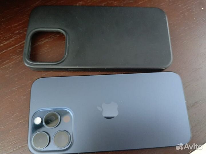 iPhone 15 Pro Max, 256 ГБ