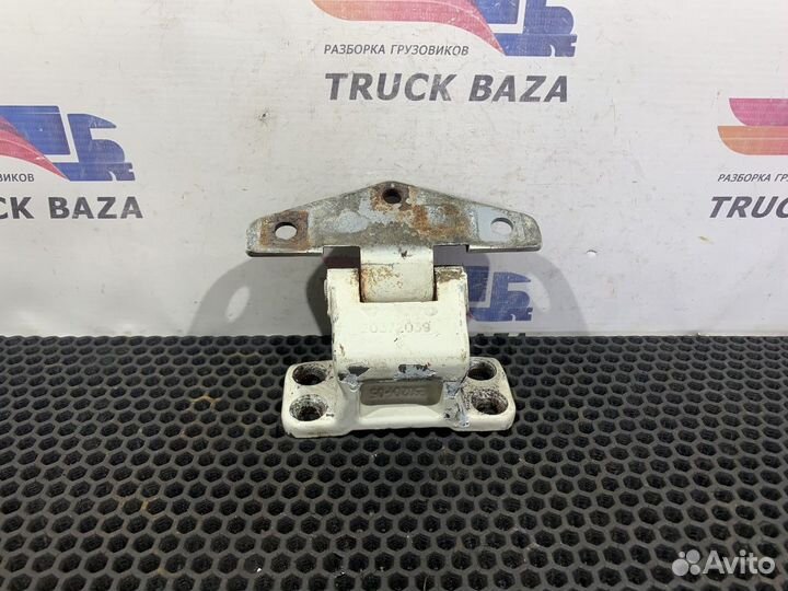 Петля двери нижняя Volvo FH, Volvo FM