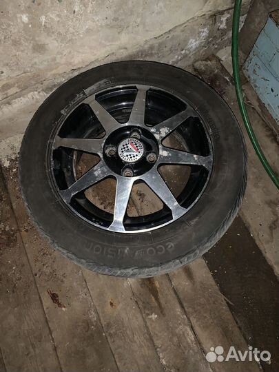 R14 Ovation W-586 185/60, PCD 0x100 DIA 11