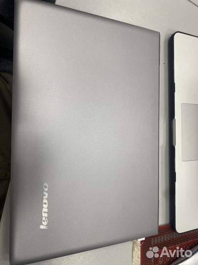 Ноутбук lenovo