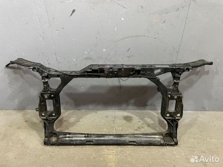 Передняя панель Audi A4 B8