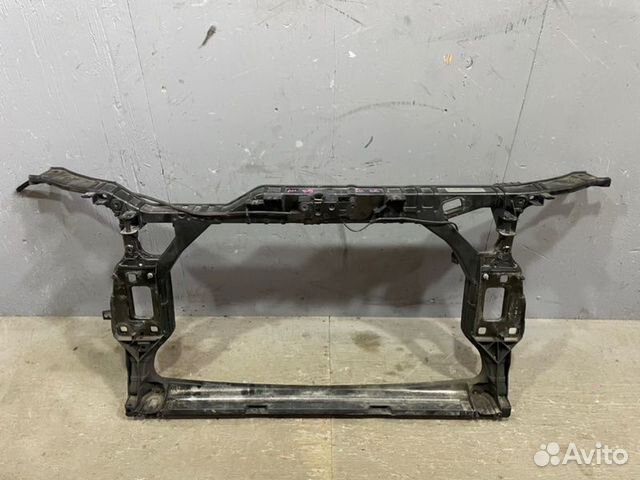 Передняя панель Audi A4 B8