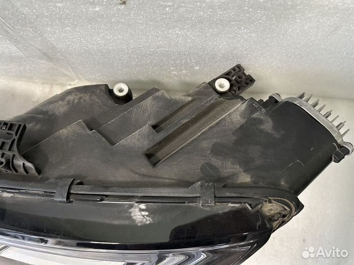 Фара левая Matrix Audi A4 B9