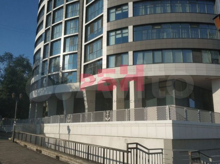 Офис в элитном бц с отдельным входом 473 кв.м