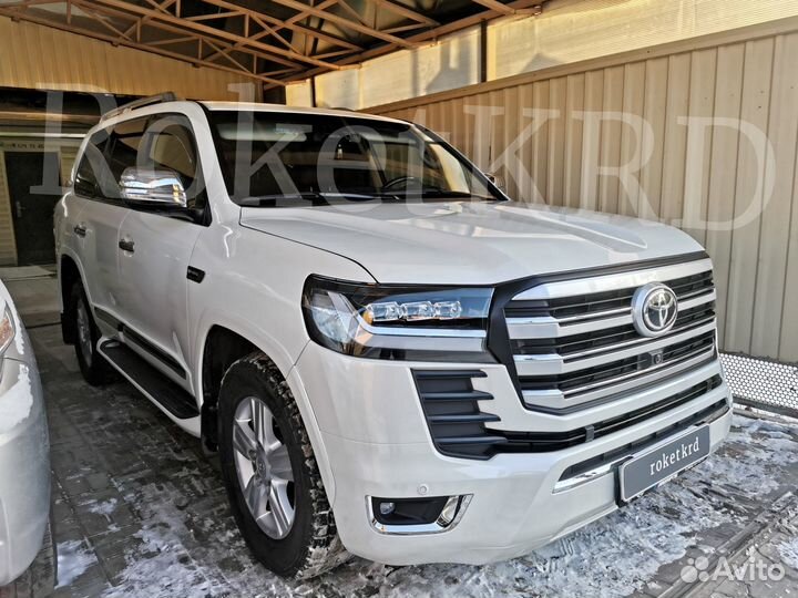 Рестайлинг Toyota Land Cruiser 200 стиль LC 300