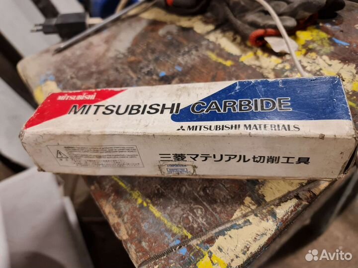 Резец Mitsubishi 3232 Япония