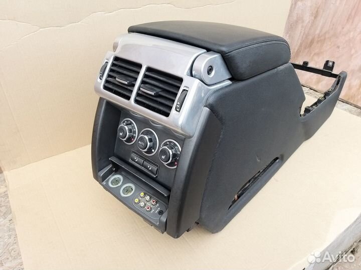 Подлокотник Land Rover Vogue 3 L322