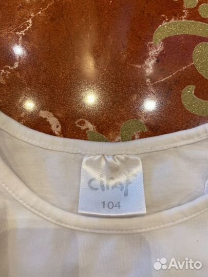 Футболка с длинными рукавами