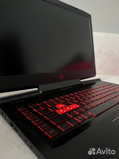 Игровой ноутбук Omen by HP Laptop model 17-an044ur