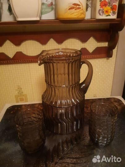 Советский набор посуды (темное стекло)