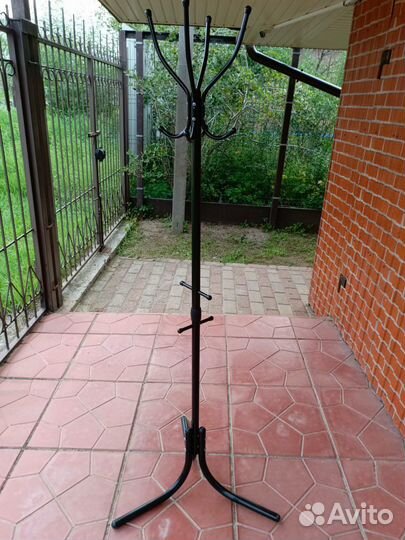 Вешалка напольная