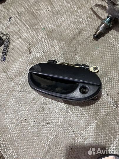 Ручка двери передняя левая Хендэ Акцент X3