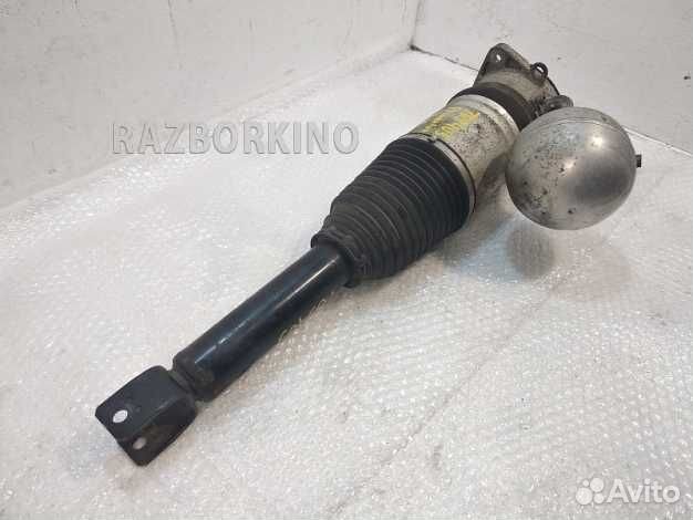 Пневмоамортизатор задний левый 3D0616001H