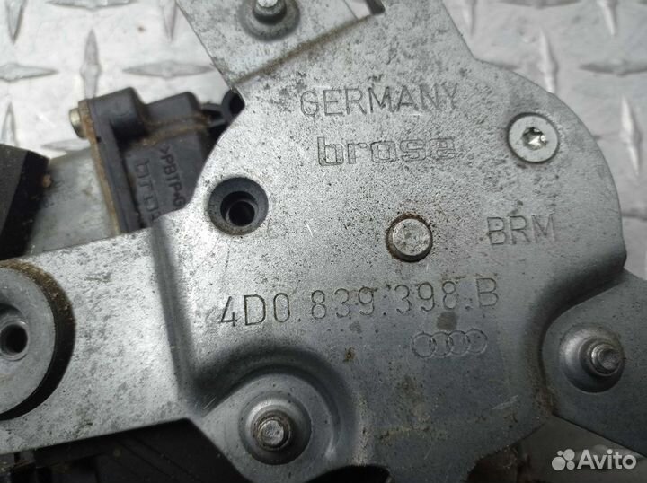 Стеклоподъемник задний правый Audi A8 D2 4D0839398B