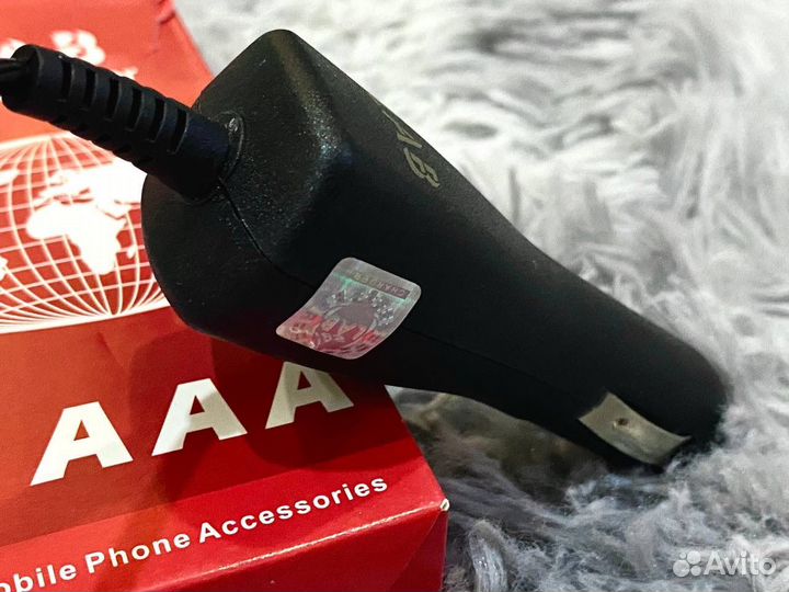 Зарядка в прикуриватель на Micro USB (Новый)