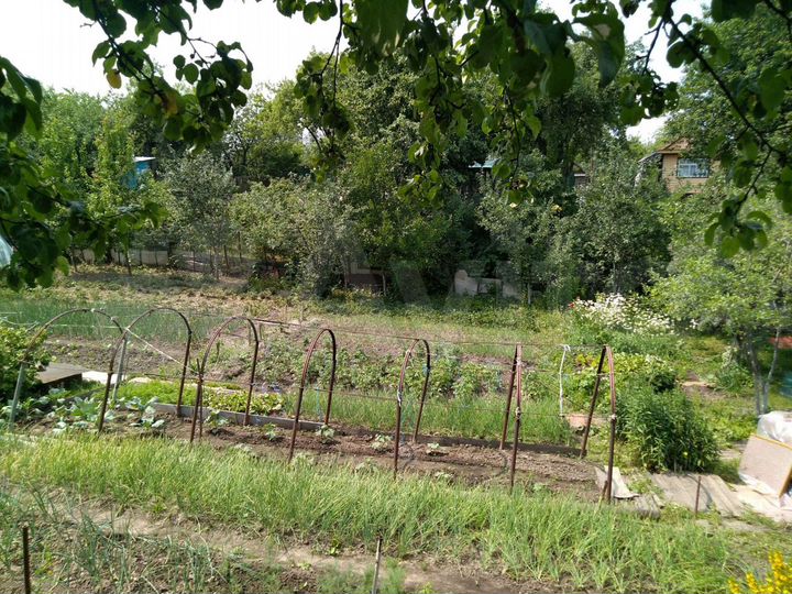 Дача 20 м² на участке 3 сот.