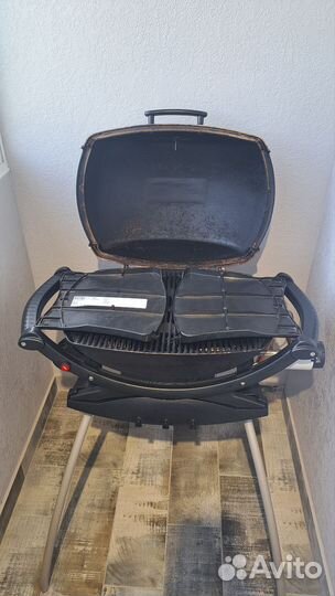 Газовый гриль Weber Q220