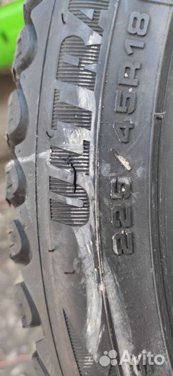 Goodyear UltraGrip 225/45 R18