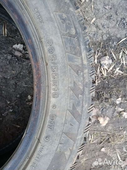 Bridgestone Blizzak LM-001 205/55 R16 91T