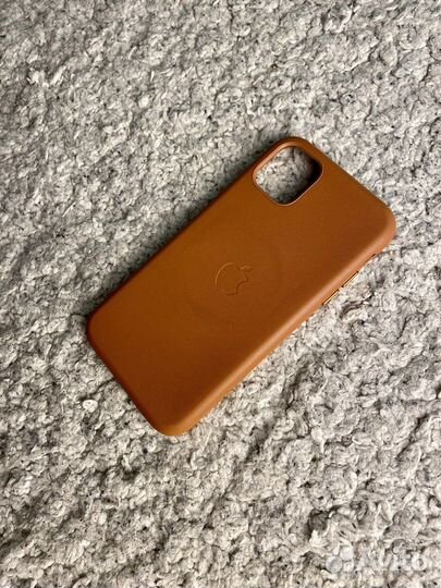 Оригинальный кожаный чехол iPhone 11