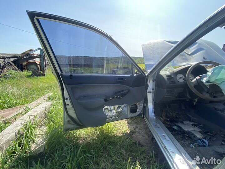 Двери honda civic