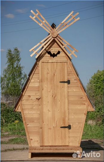 Уличный туалет деревянный SUN336