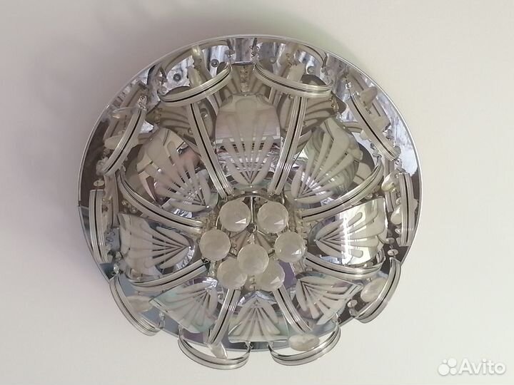 Люстры б/у 2шт разные, состояние идеальное