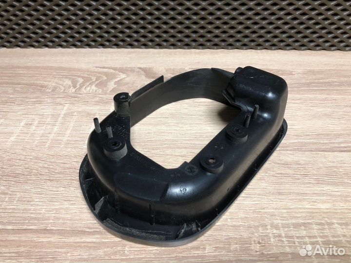 Рамка зеркала левая Honda Civic FD 2008