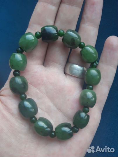 Натуральный нефрит. Нефритовый браслет