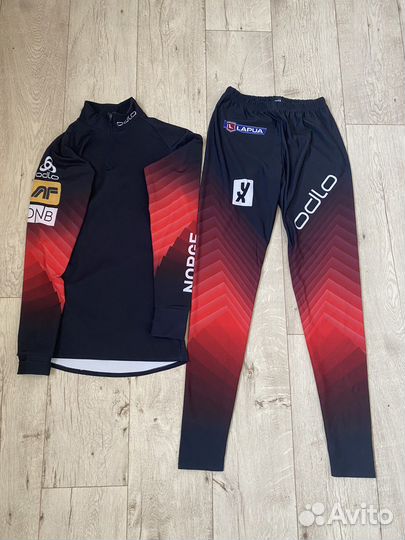 Лыжный гоночный комбинезон