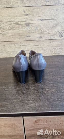 Туфли женские 38 размер belwest