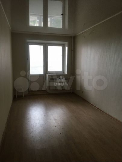 2-к. квартира, 63 м², 4/15 эт.