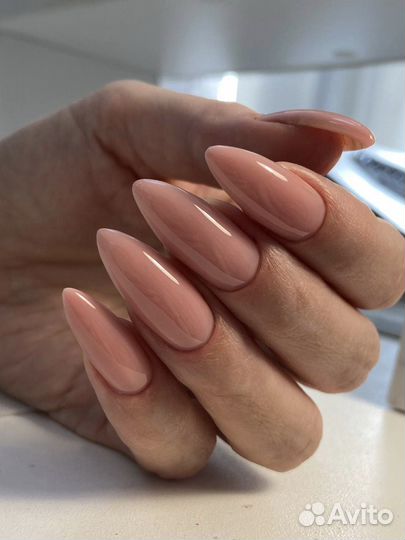 Мастер маникюра и педикюра