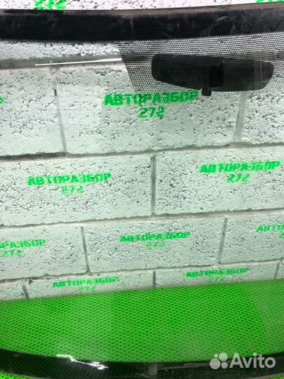 Стекло лобовое Renault Logan седан K7JA710 2011