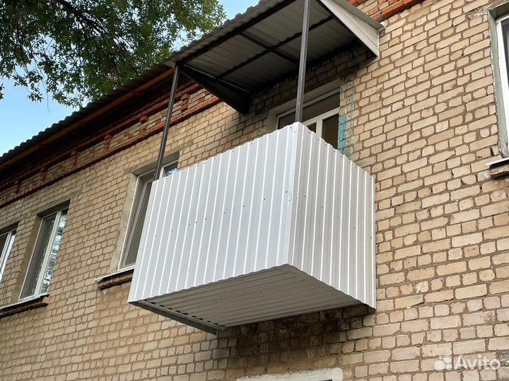 Остекление балконов и лоджий (бюджетное)