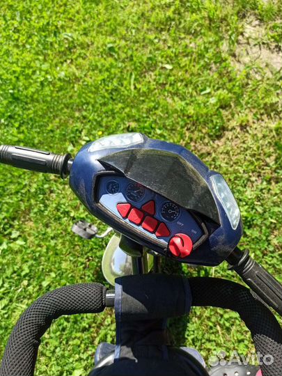 Трехколесный велосипед