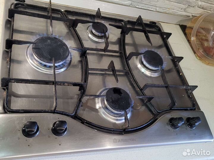 Газовая варочная панель 4 конфорки