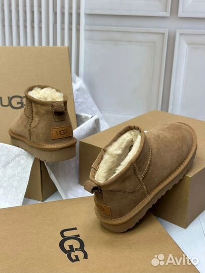 Ugg classic ultra mini