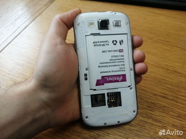 Samsung Galaxy S3 Neo GT-I9301I, 16 ГБ