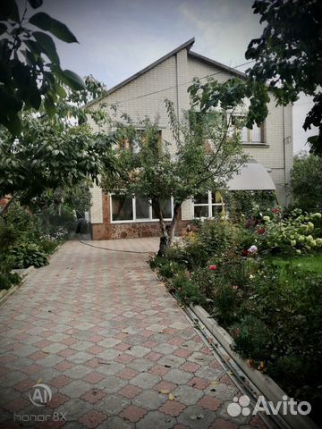 Дом 250 м² на участке 9 сот