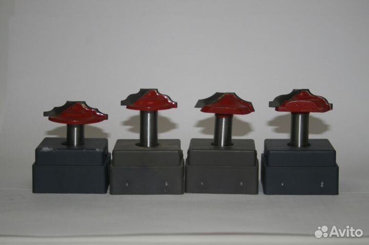 Фрезы концевые по дереву для ручного фрезера и чпу