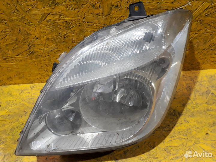 Фара левая Mercedes Sprinter W906 2.2 OM646 2007